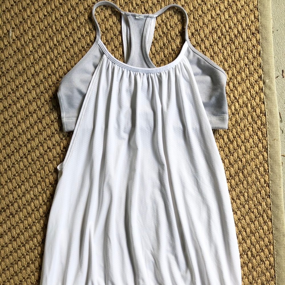 Lululemon No Limits top White Grey like NEW size 6